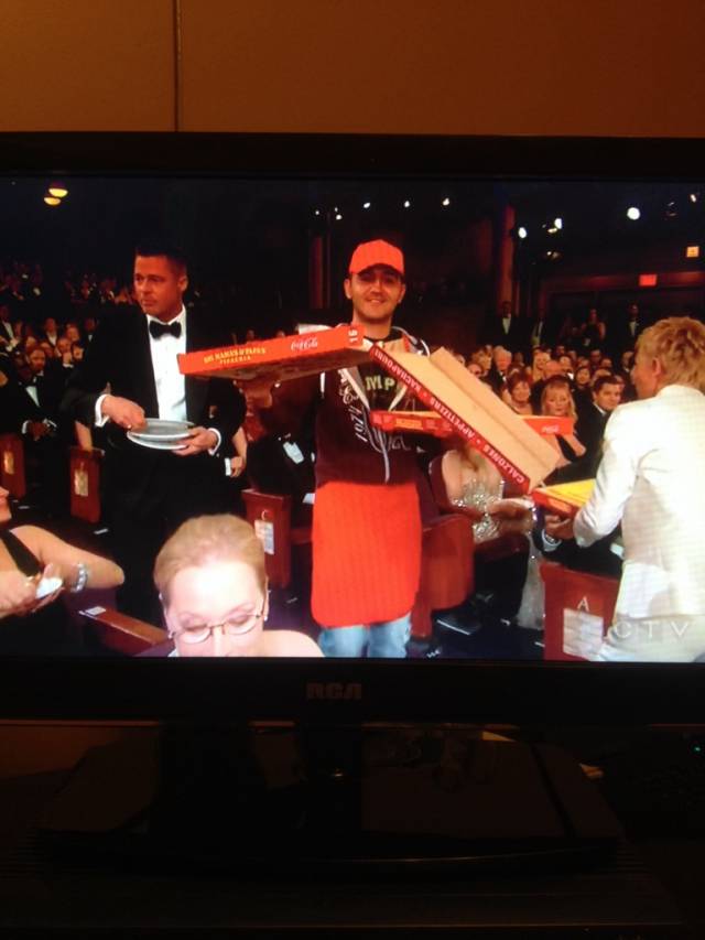 The luckiest pizza delivery guy in history. Imagine how much the tip was.