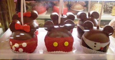 Top 15 Disneyland Snacks You Can’t Live Without