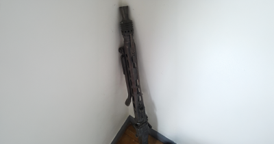 Person Discovers Rare German MG-42 Machine Gun In Their Great Grandfather’s Loft