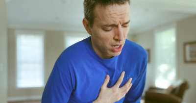 The Reason You Sometimes Get Sudden Stabbing Chest Pains Has Finally Been Explained