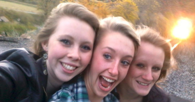Selfie Snapped Before Three Friends Died Missed One Heartbreaking Clue